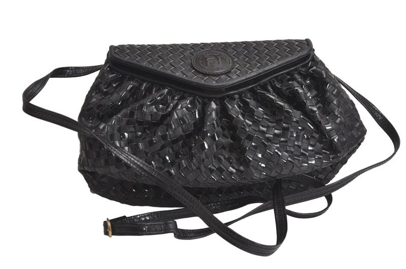 Fendi Vintage Shoulder Crossbody Bag Purse Leather Enamel Black 4425n