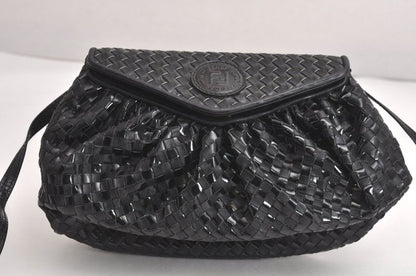 Fendi Vintage Shoulder Crossbody Bag Purse Leather Enamel Black 4425n