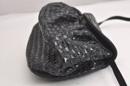 Fendi Vintage Shoulder Crossbody Bag Purse Leather Enamel Black 4425n