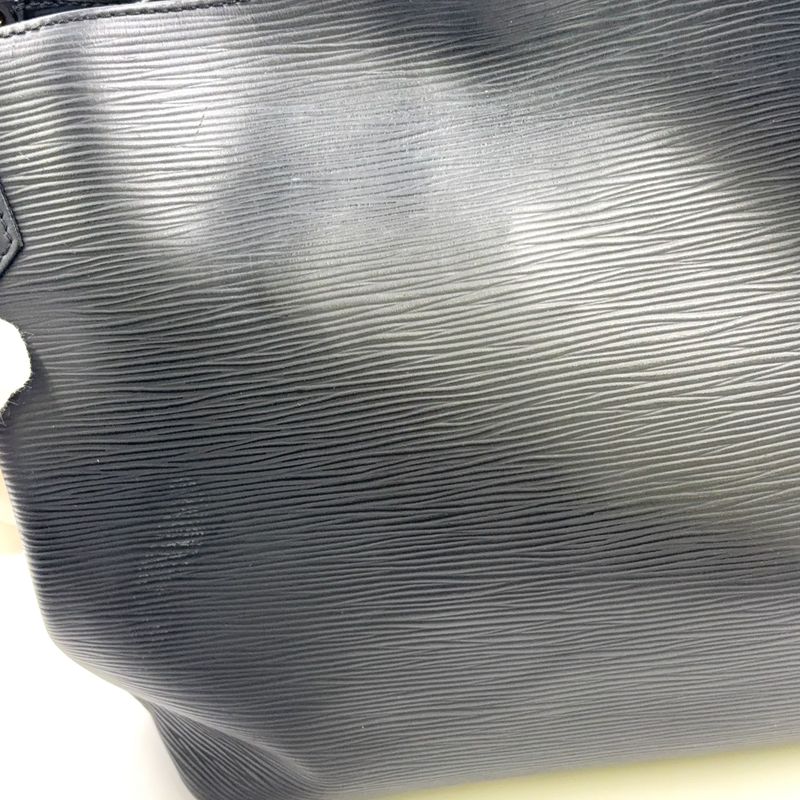 Louis Vuitton Mandara MM Epi Noir Black Leather Black Shoulder Bag Gold M58892