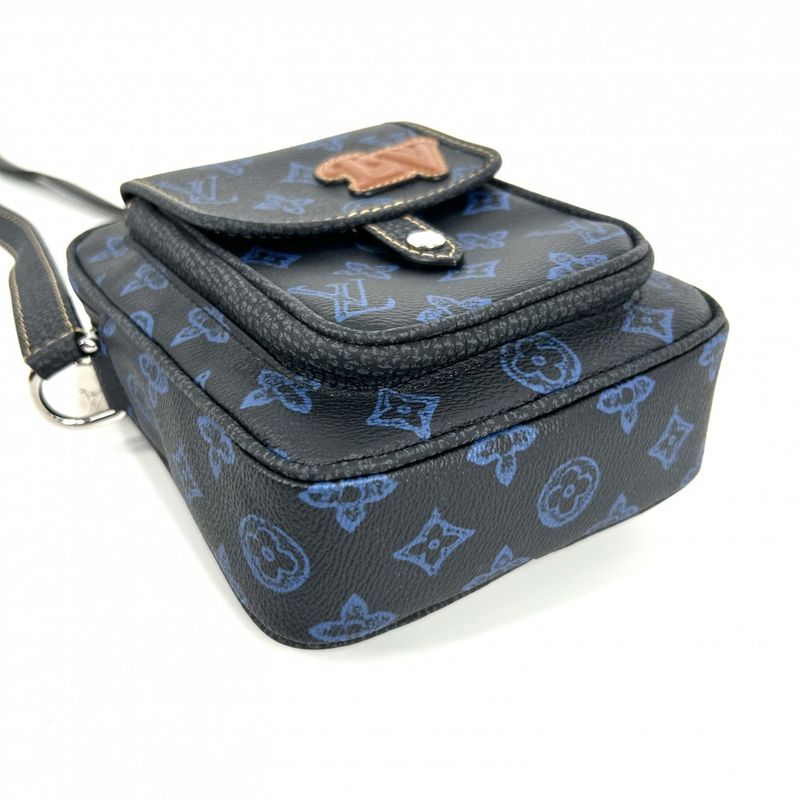 Louis Vuitton Shoulder Bag Men's Monogram Record Christopher Wearable Pochette