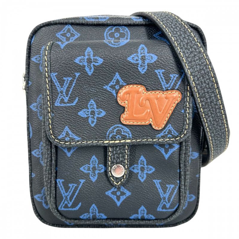 Louis Vuitton Shoulder Bag Men's Monogram Record Christopher Wearable Pochette