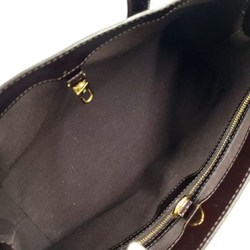 Louis Vuitton Wilshire PM Monogram Vernis Monogram Vernis Amarante Enamel Dark