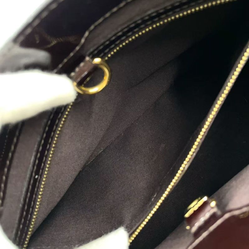 Louis Vuitton Wilshire PM Monogram Vernis Monogram Vernis Amarante Enamel Dark