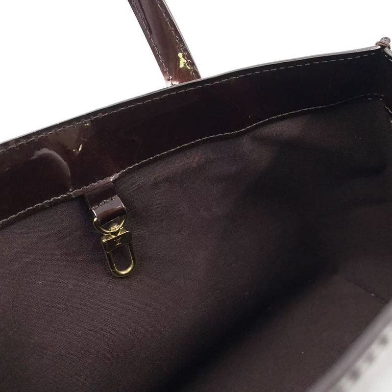 Louis Vuitton Wilshire PM Monogram Vernis Monogram Vernis Amarante Enamel Dark