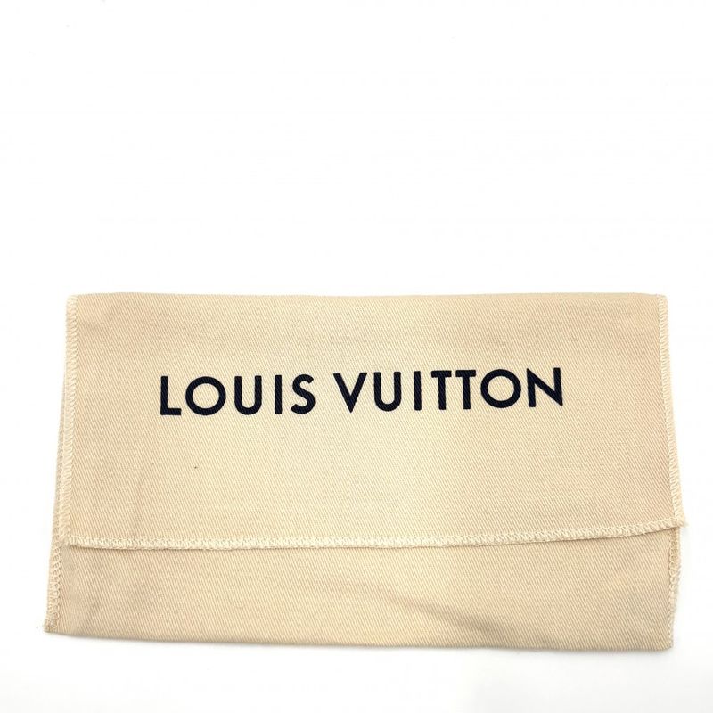 Louis Vuitton Men's Taurillon Monogram Zippy Wallet Horizontal Long Wallet