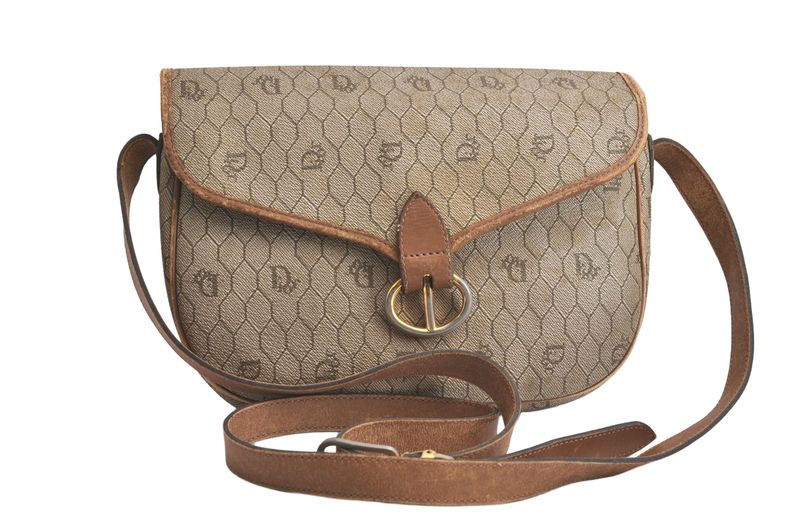 Christian DIOR Honeycomb Pattern Shoulder Cross Bag Pvc Leather Beige 4505n