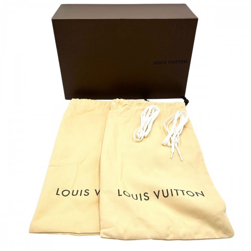 Louis Vuitton Sneakers Men's Perforated Logo LV Lagoon Low Cut Size 8 Shoes