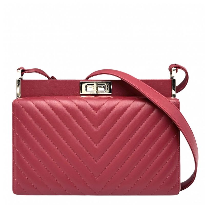 Chanel Shoulder Bag Women's Chevron V Stitching Turnlock Shoulder Crossbody Bag
