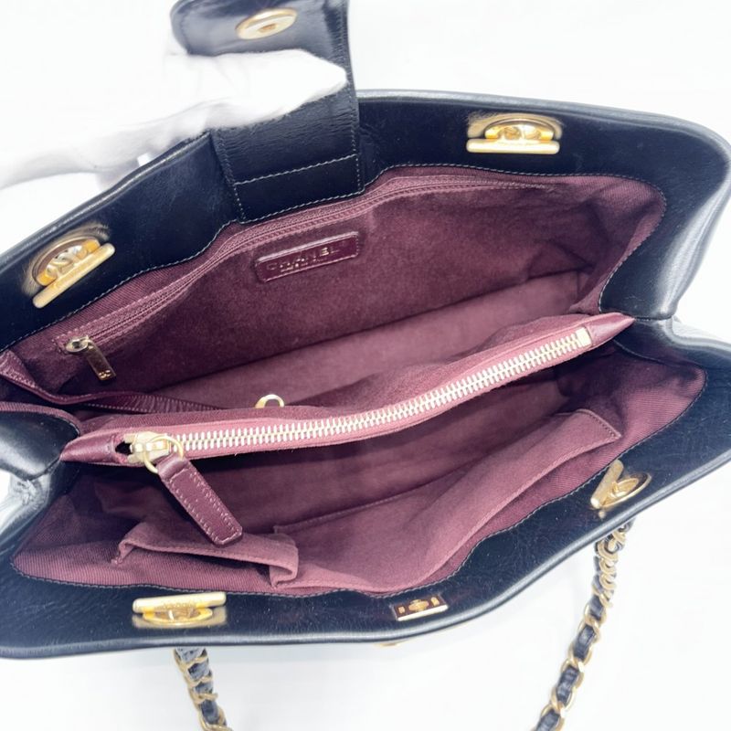 Chanel Handbag Women Matelasse Chain Tote Bag Coco Mark Turnlock Shoulder Coco