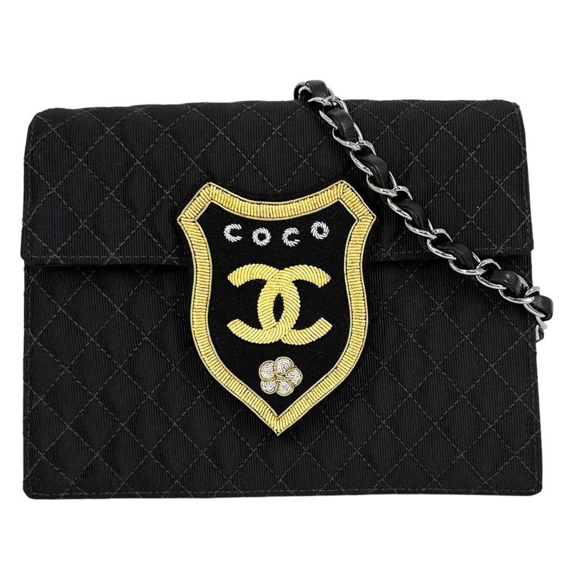 Chanel Shoulder Bag Women Matelasse Emblem Patch Coco Mark Chain Shoulder