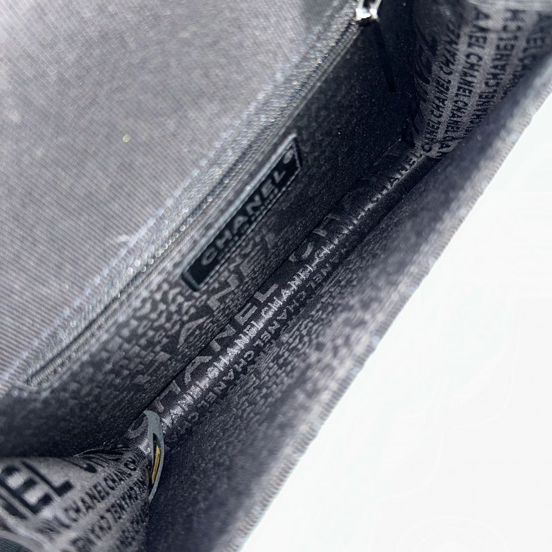 Chanel Shoulder Bag Women Matelasse Emblem Patch Coco Mark Chain Shoulder