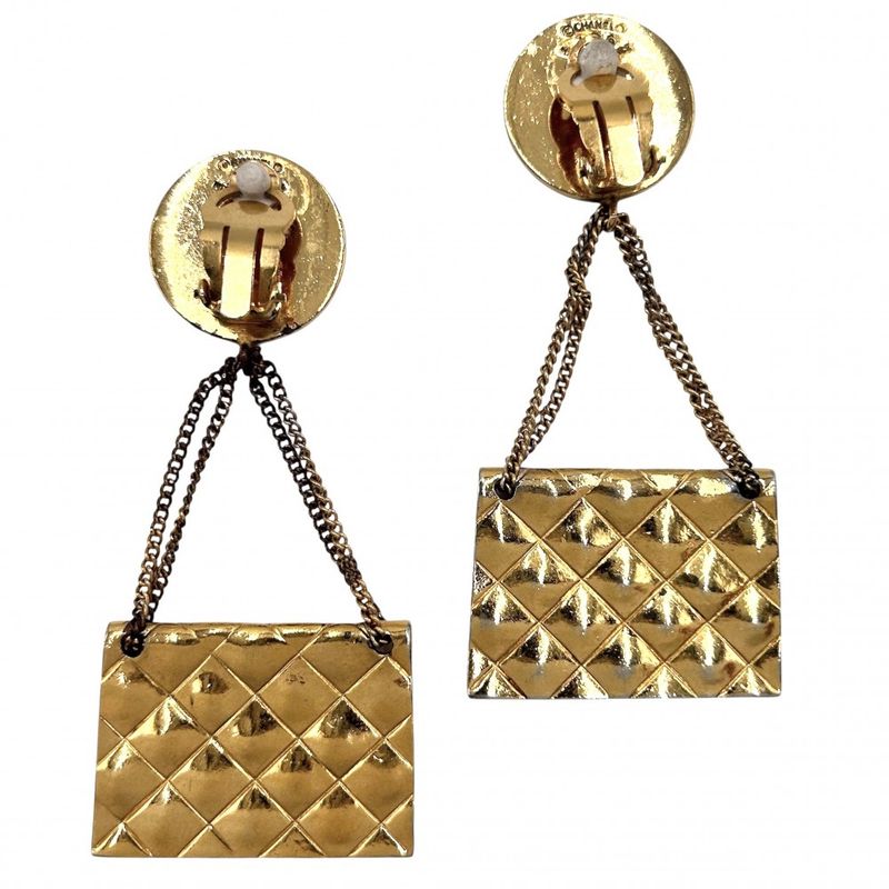 Chanel Earring Ladies Coco Mark Bag Motif Matelasse Swing Coco Vintage Accessori