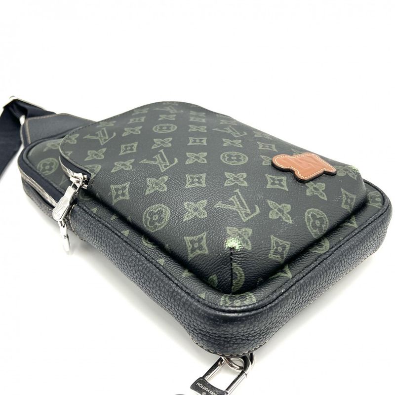 Louis Vuitton Shoulder Bag Men's Monogram Record Avenue Su Ring Bag Body Bag