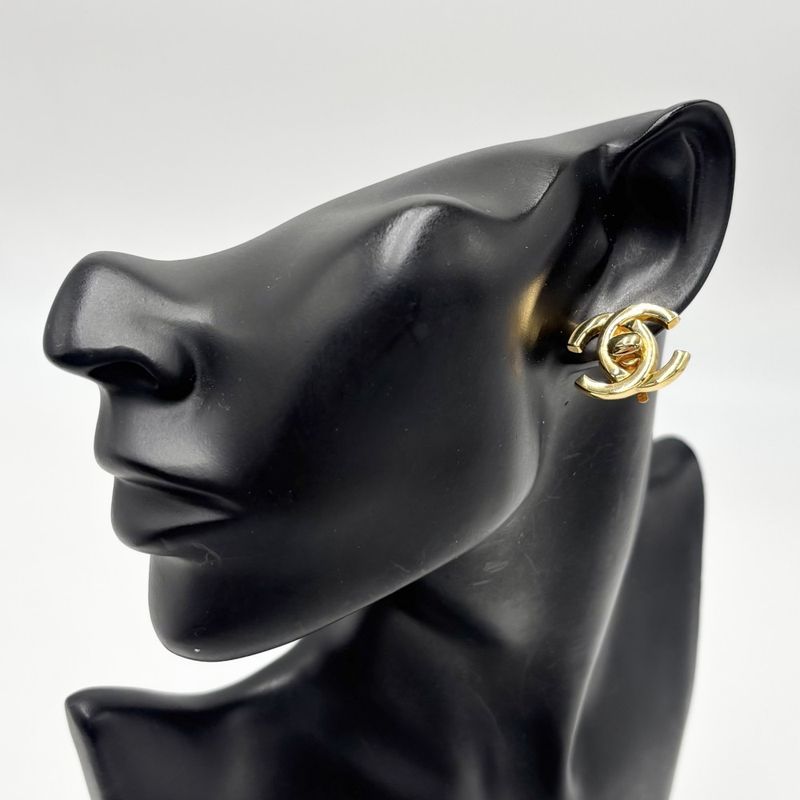 Chanel Earring Ladies Coco Mark Turnlock Accessory Chanel GP 95A Gold Approx
