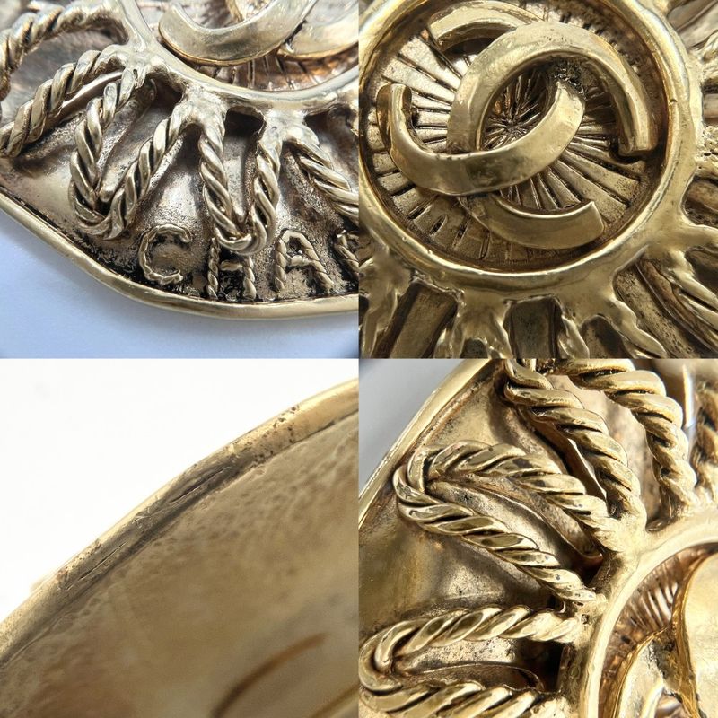 Chanel Brooch Ladies Round Coco Mark Accessory Vintage Chanel GP 94A Gold