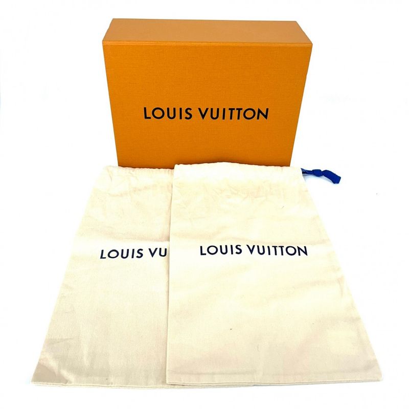 Louis Vuitton Sneakers Women's Monogram Front Low Shoes Fashion Item Size 26