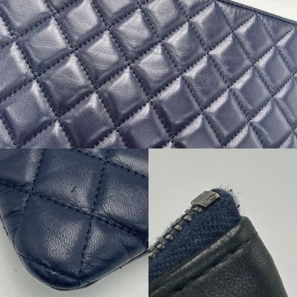 Chanel Clutch Bag Unisex Matelasse Second Bag Coco Mark Bicolor Chanel Leather