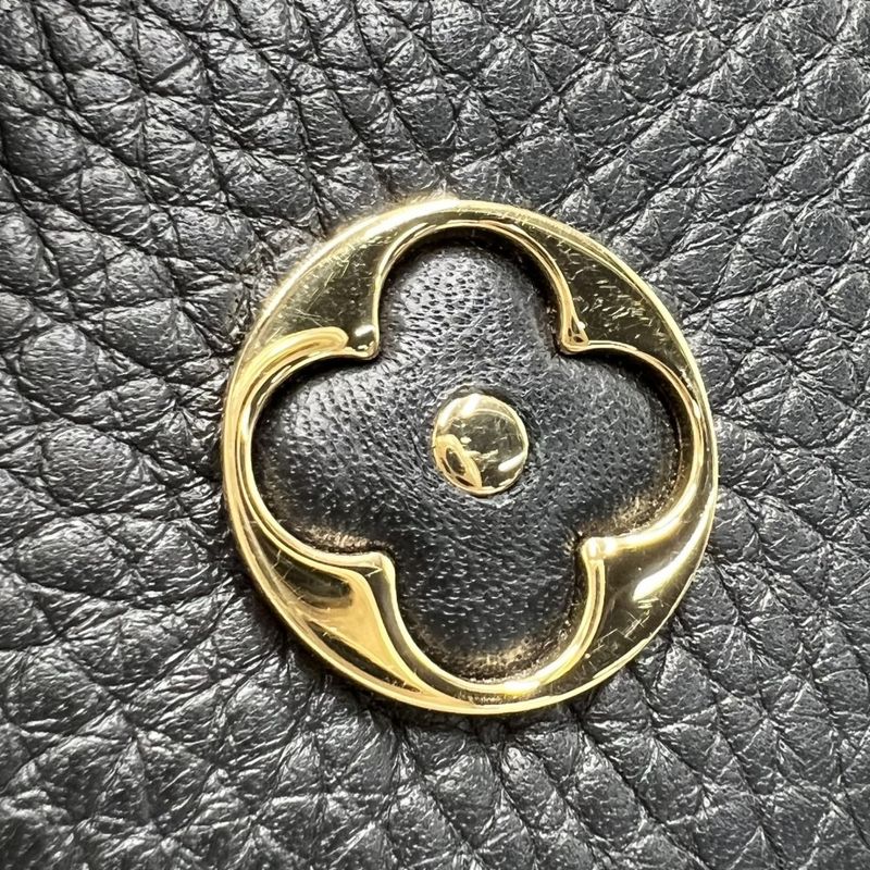 Louis Vuitton 2WAY Ladies Parnacea Line Capucines PM Crossbody Monogram Flower