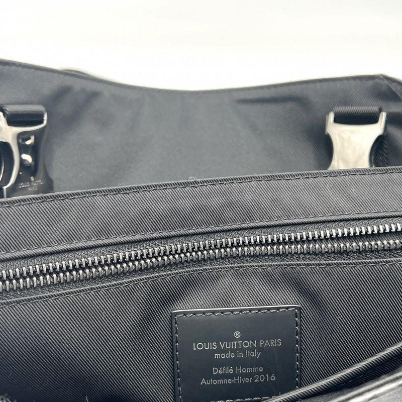 Louis Vuitton Shoulder Bag Men's Monogram Eclipse Messenger Voyage PM Messenger