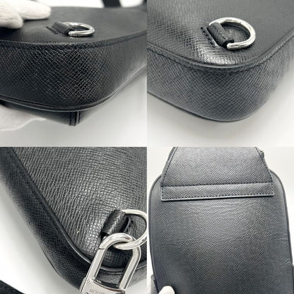 Louis Vuitton Body Bag Men's Taiga Avenues Ring Bag Crossbody Bag Shoulder