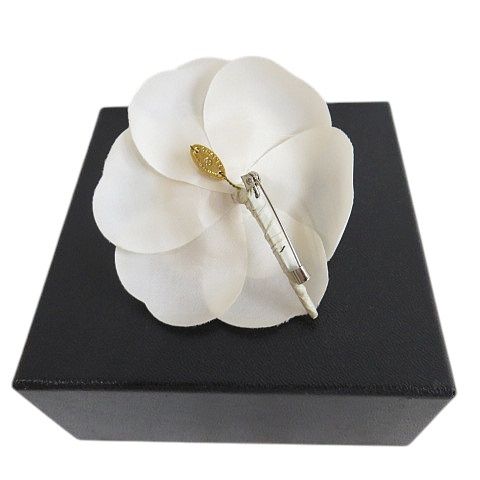 Chanel Camellia Flower Corsage Brooch Ivory Tone None Fabric Accessories