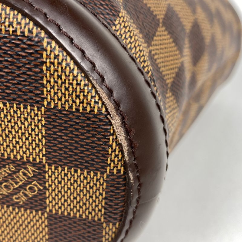 Louis Vuitton Manosque PM Shoulder Bag Shoulder Trapezoid Shape Handbag Damier