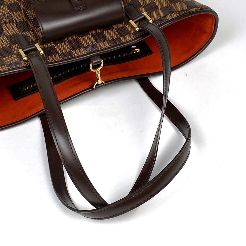 Louis Vuitton Manosque PM Shoulder Bag Shoulder Trapezoid Shape Handbag Damier