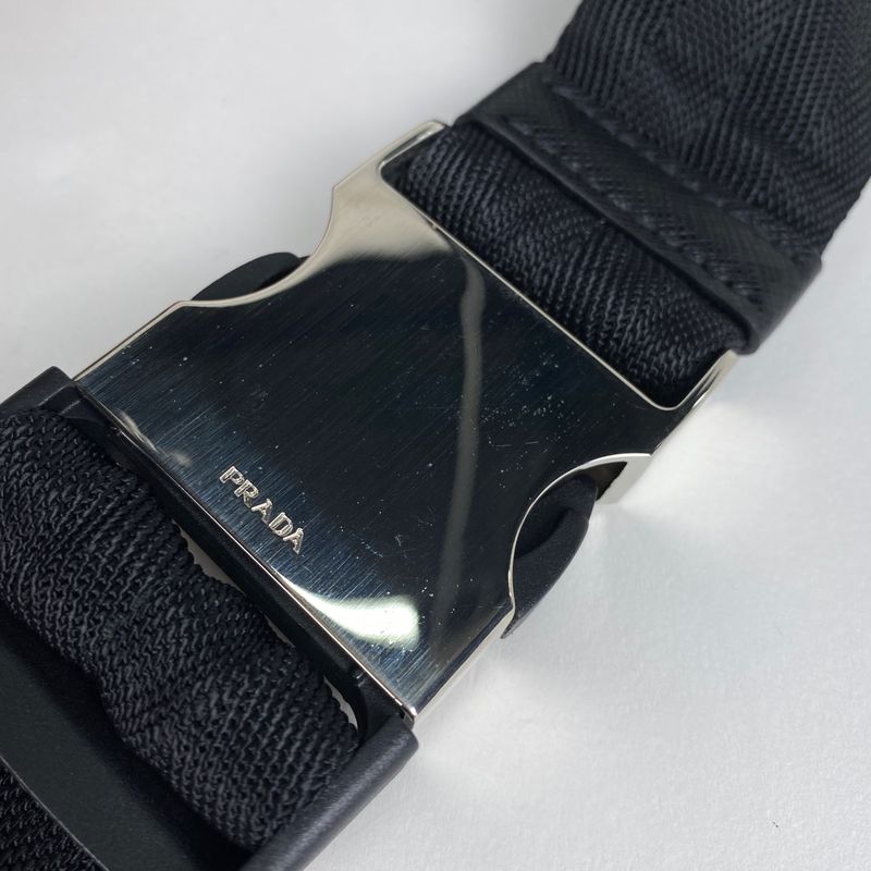 Prada Comic Print Body Bag Waist Bag Logo Plate Body Bag Nylon Nero (black)