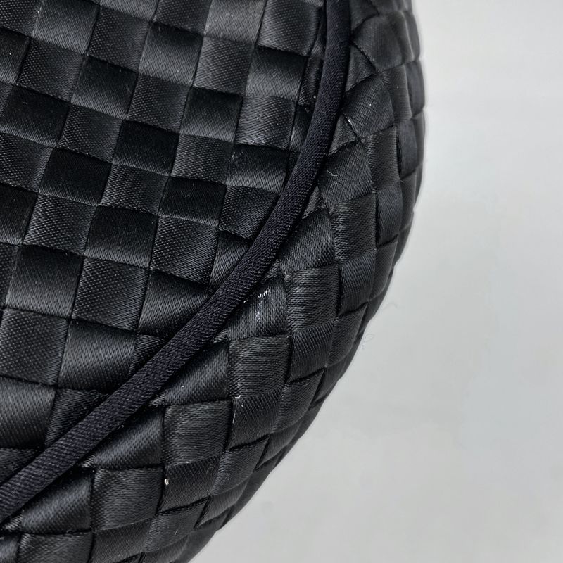 Bottega Veneta Intrecciato Shoulder Bag Crossbody Shoulder Bag Satin Black Women