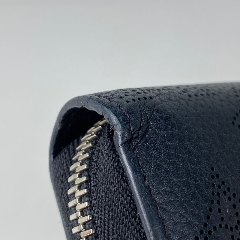 Louis Vuitton Zippy Wallet Round Zip Round Zipper Long Wallet Monogram Mahina