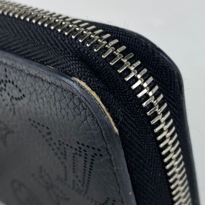 Louis Vuitton Zippy Wallet Round Zip Round Zipper Long Wallet Monogram Mahina