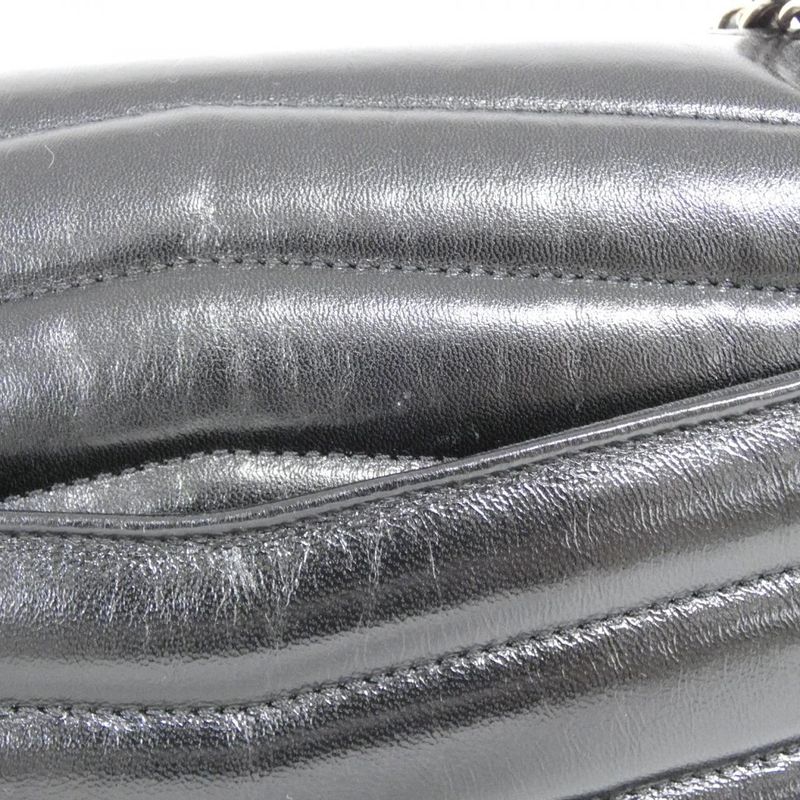 Chanel As0670 Shoulder Bag