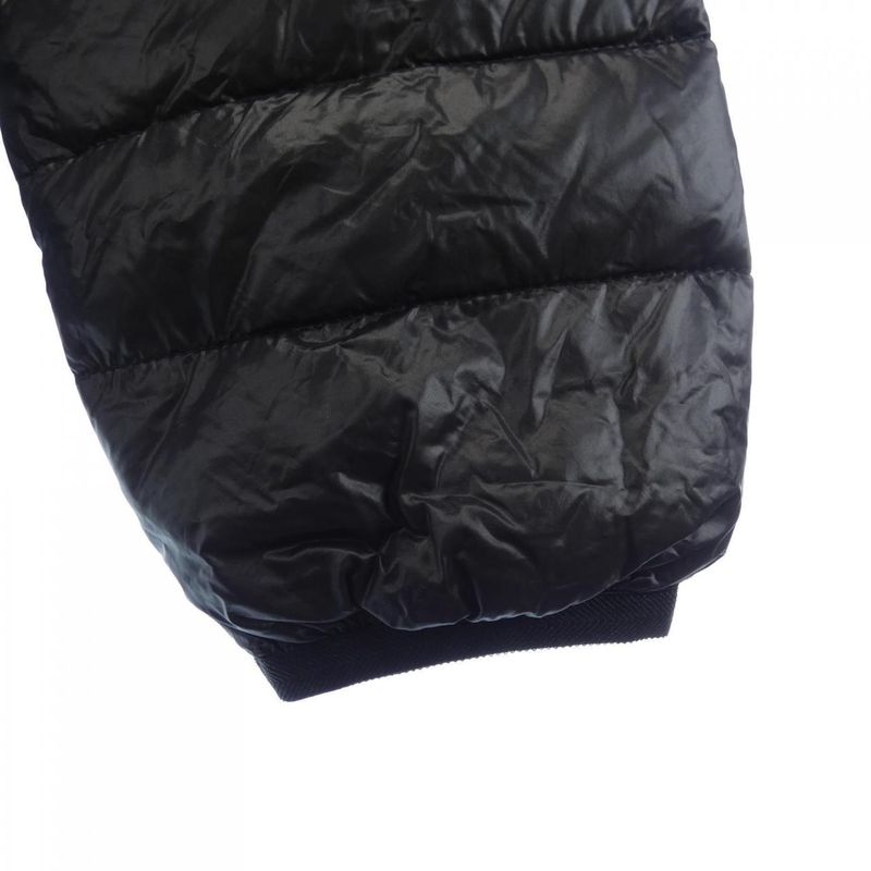 Prada Triangle Logo Sgh032 R152 ARO Down Jacket