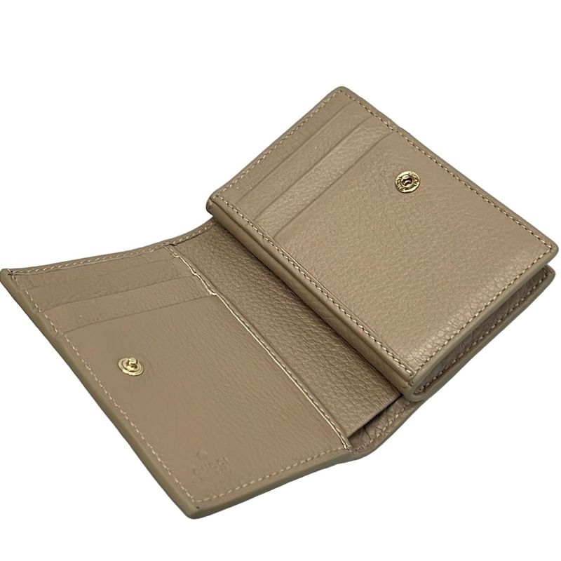 Gucci Bifold Wallet With GG Emblem Medium Wallet 815874 Beige GG Pattern Leather