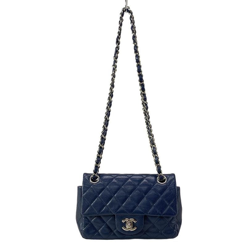 Chanel Shoulder Bag Mini Matelasse A69900 Navy Silver Hardware / Chain Shoulder