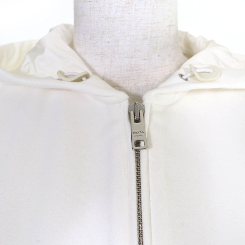 Prada 138470 Cotton Logo Patch Hooded Zip Up Long Sleeve Hoodie Blouson White