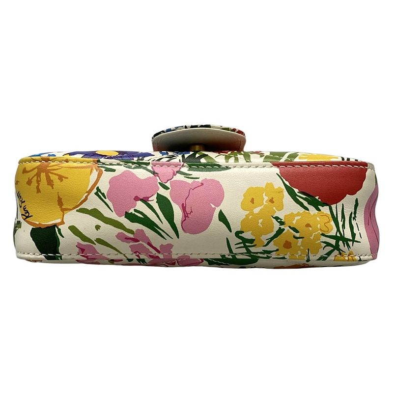 Gucci Shoulder Bag GG Marmont Quilted Leather Super Mini Bag 476433 White X