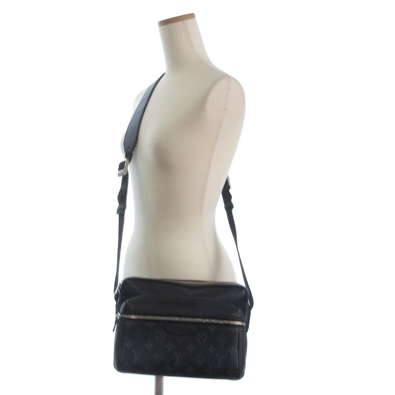 Louis Vuitton Outdoor Messenger PM Taiga Llama Shoulder Bag Crossbody M30233