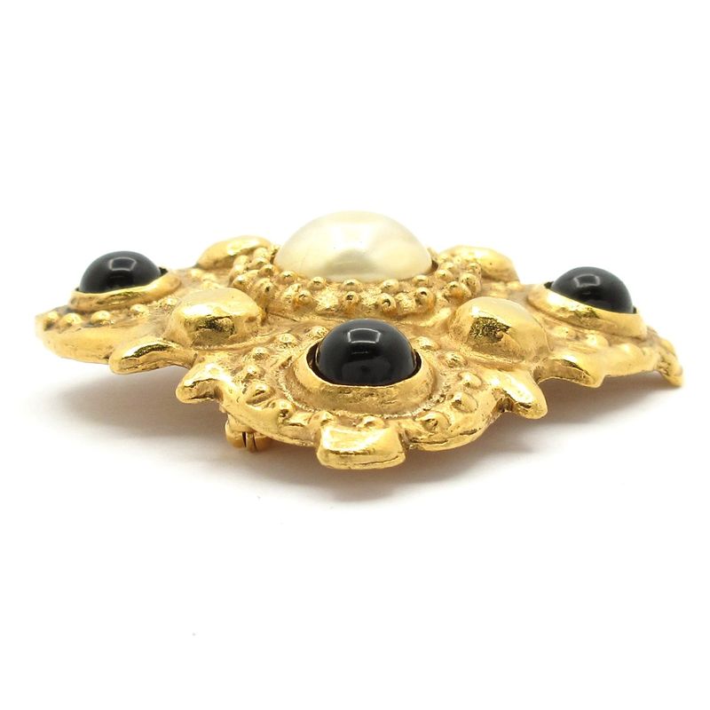 Chanel Brooch Gold×black×ivory