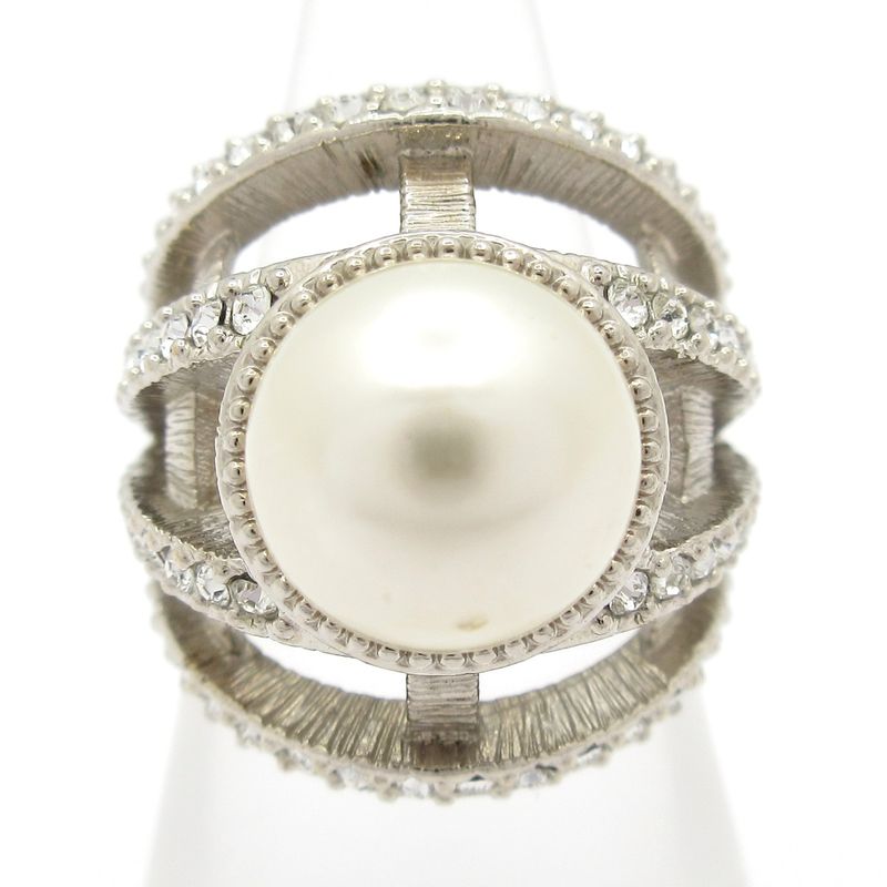 Chanel Ring Beautiful Silver And Ivory