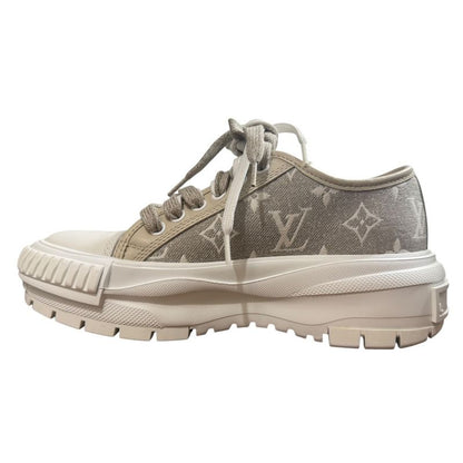 Louis Vuitton LV Squad Line Monogram Sneakers Size 35 Equivalent To 22cm
