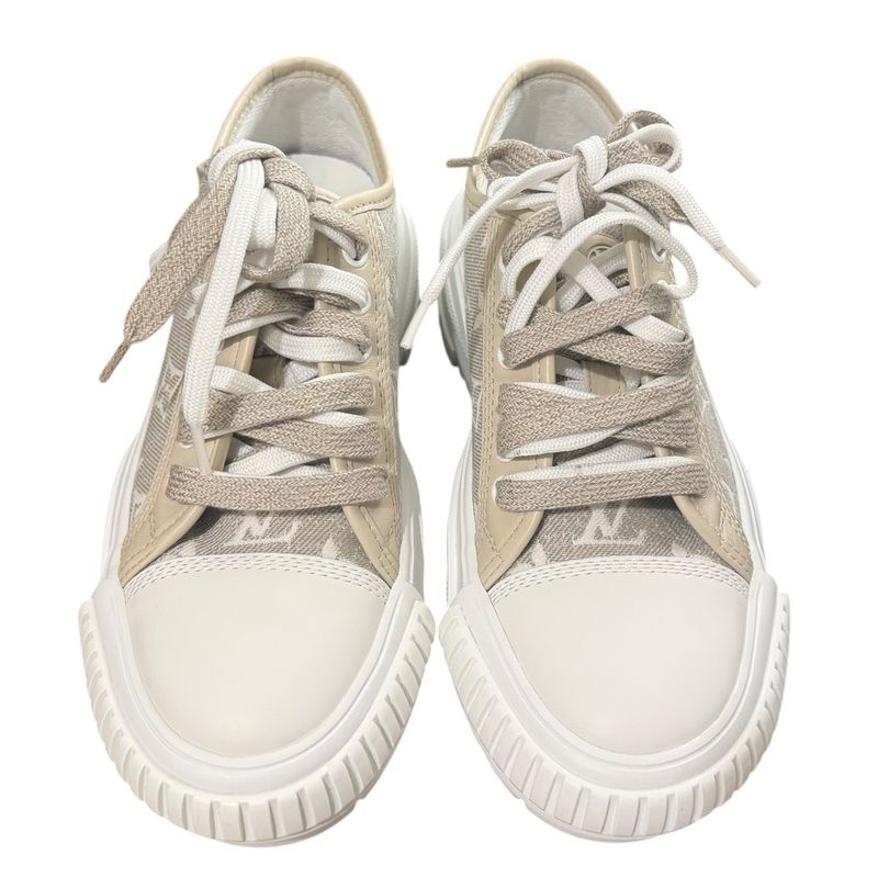 Louis Vuitton LV Squad Line Monogram Sneakers Size 35 Equivalent To 22cm