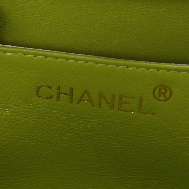 Chanel With Serial Seal Matelasse Chain Gusset Leather Handbag Shoulder Tote