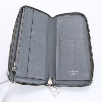Louis Vuitton Taiga Zippy Wallet Vertical M32822 Leather Long Wallet Fold Round