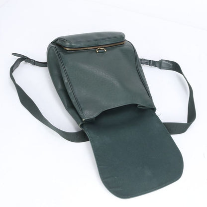 Louis Vuitton Taiga Cassiar M30174 Leather Backpack Sac Backpack Shoulder Bag