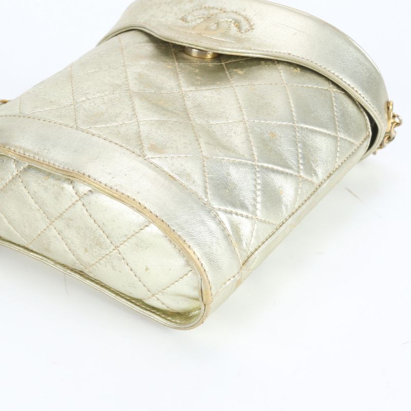 Chanel Authenticity Matelasse Lambskin Leather Shoulder Bag Crossbody Women's