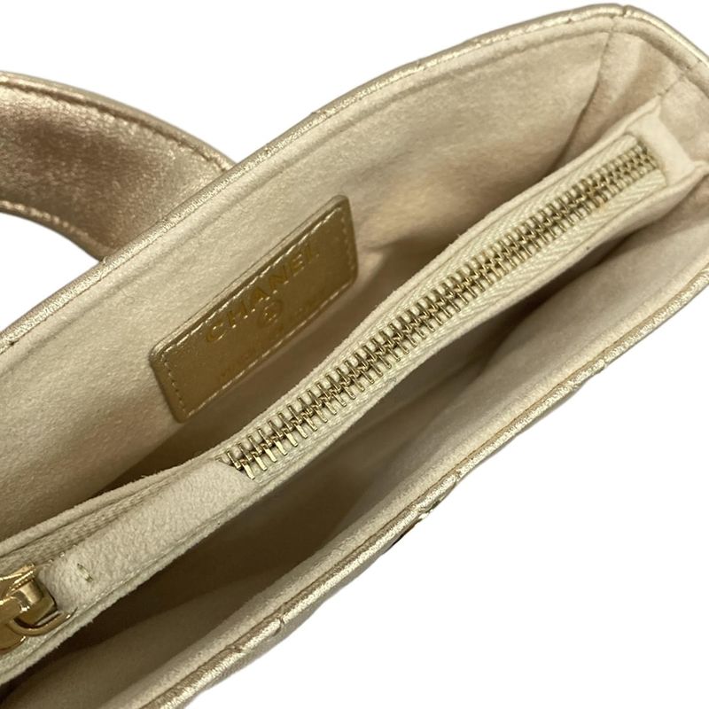 Chanel Coin Case Beautiful Matelasse Gold Hardware /O Mini Pochette Leather