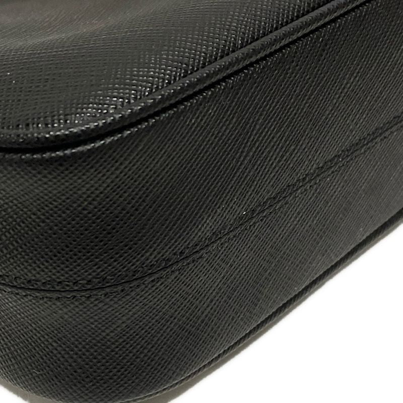 Prada Shoulder Bag Beautiful Re-edition 2005 Re-nylon Bag 1bh204 Black Re-editio