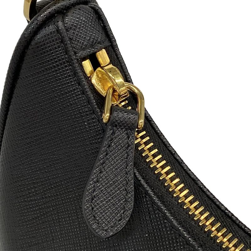 Prada Shoulder Bag Beautiful Re-edition 2005 Re-nylon Bag 1bh204 Black Re-editio